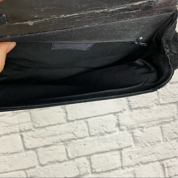 Vintage 80's velvet clutch - Picture 6 of 8